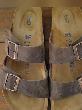 Burkenstock Arizons Sandaks Men Size 12